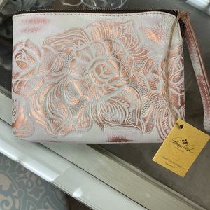 Patricia Nash clutch/wristlet with strap NWT